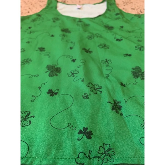 Cute Shamrock ☘️ peplum top NWT Size S St Patrick’s Day shirt with ruffle bottom - Picture 7 of 8